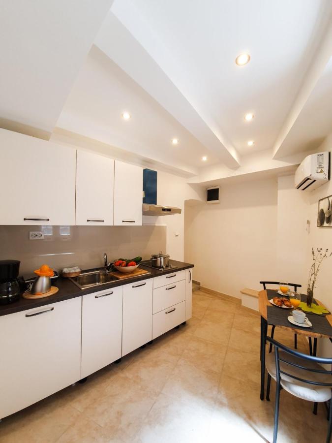 Apartament Colosseum View Pula Ngoại thất bức ảnh